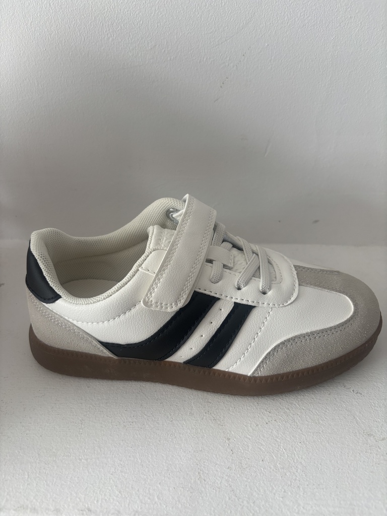 Zapatillas de niños tipo adidas
